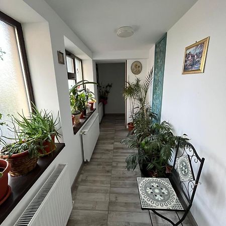 Solaria Apartment Galaţi Esterno foto