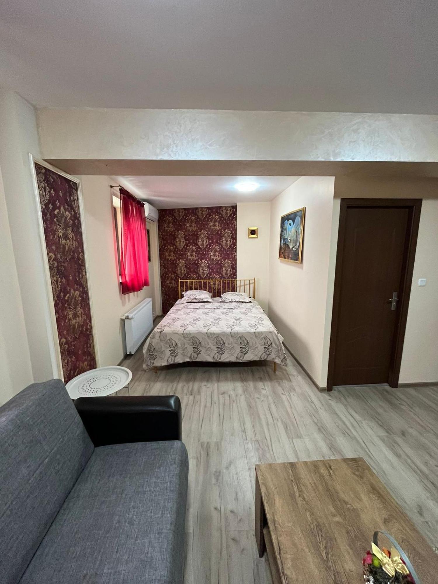 Solaria Apartment Galaţi Esterno foto